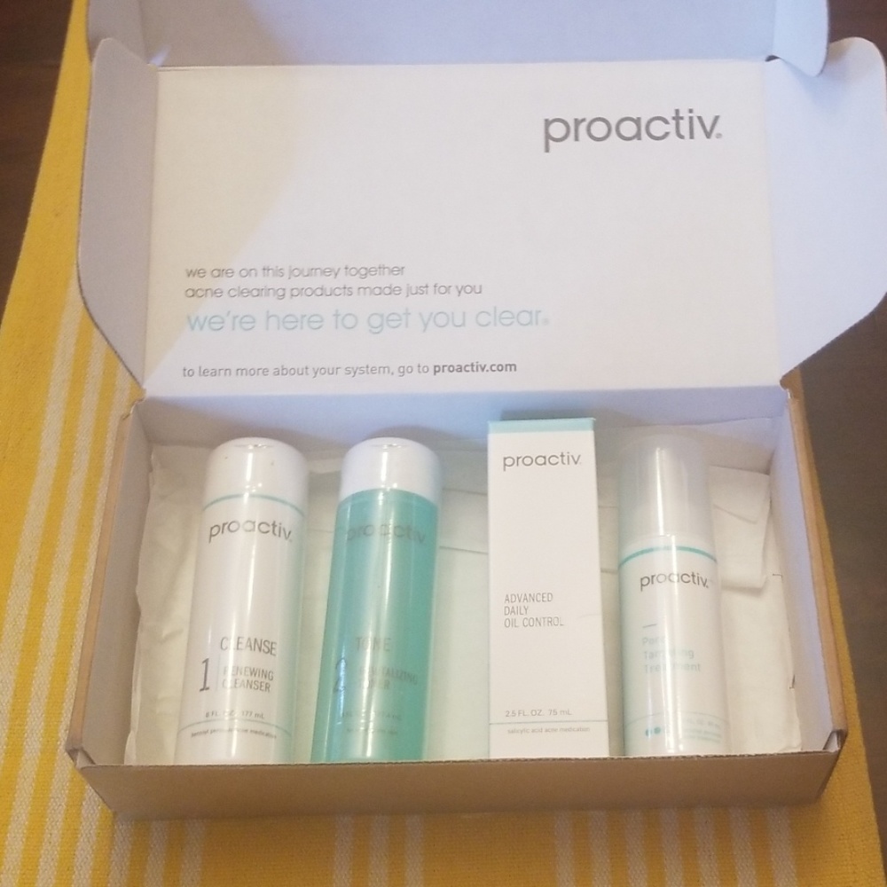 Proactiv acne prevention set